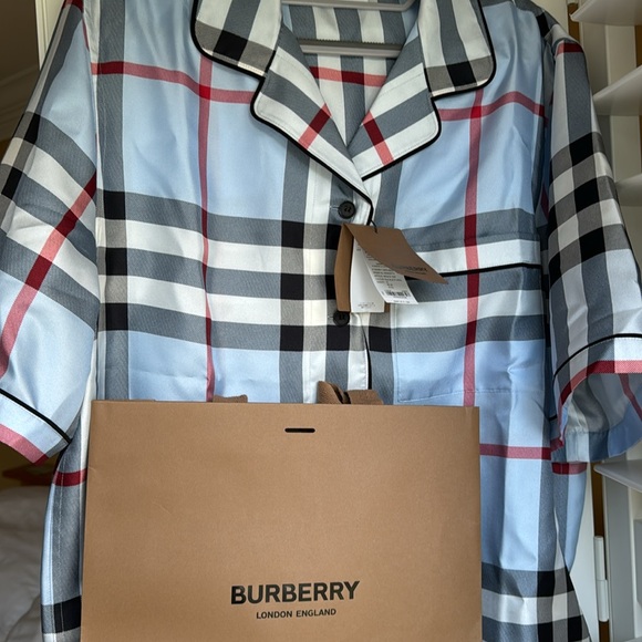 Authentic Burberry Silk Tierney Bowling Pajama Shirt - Picture 1 of 8